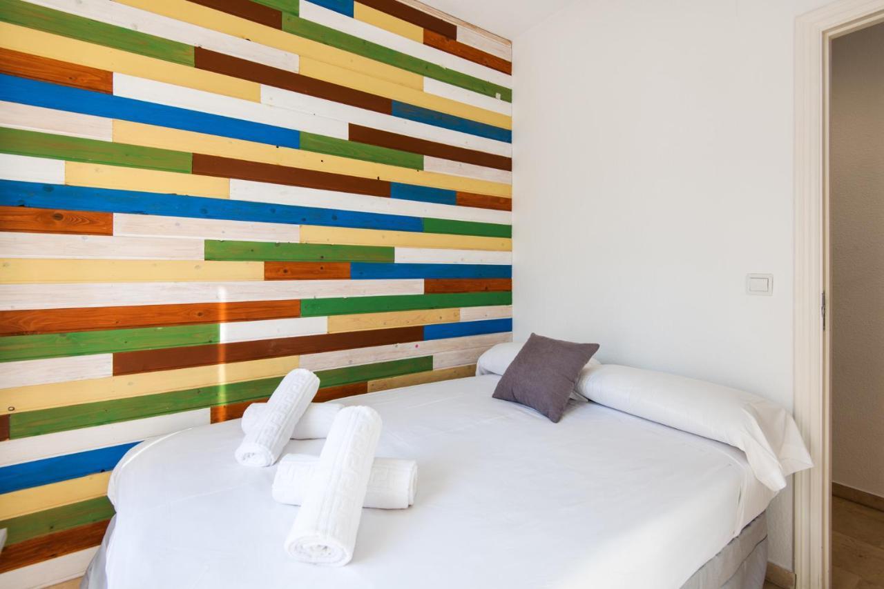 The 1St Corner Central Apartments Malaga Exterior photo
